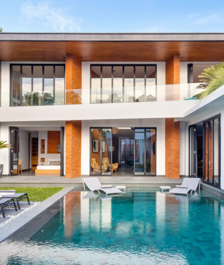 Monthly Villa Rental Bali: Surviving Your First 30 Days of Salt Air and Heat